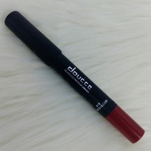 Doucce Relentless Matte Lip Crayon Winterberry 405